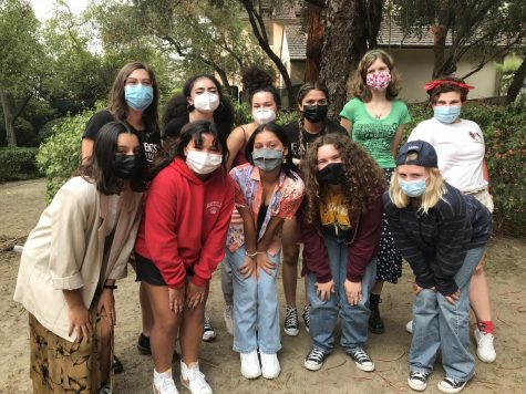 Clue cast going from left to right. Backrow: Sasha Gracia, Belle Hopf, Piper West, Sofia Saldaña, Anna Pryn, and Olivia De Cardenas. Front Row: Audrey Arias, Caroline Vega, Ivy Barron, Kayla Abbruzzi, and Maggie Mazurek