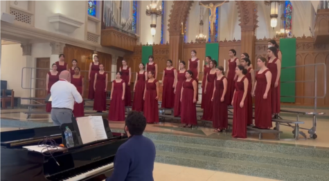 Mayfield’s Women’s Ensemble performs in LMU’s Sacred Heart Chapel. 