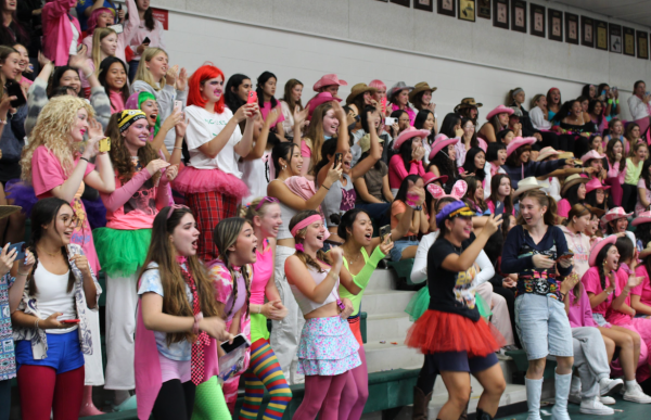 Excited seniors cheer on their classmates dressed as weird Barbie. Photo credit: Mayfield Crier 
