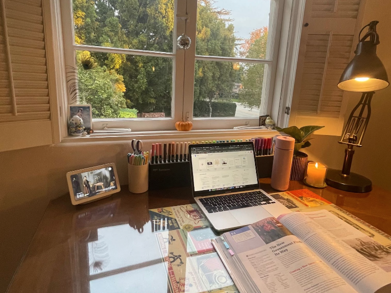 Lucia Derriman ‘24’s cozy study setup for the current Fall Semester. Photo Credits: Mayfield Crier

