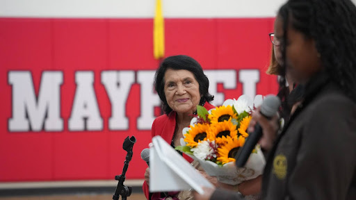 Mayfield Minute: Dolores Huerta Comes to Mayfield